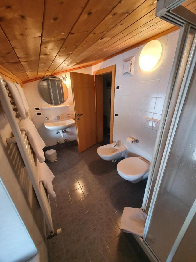 Albergo Bar Ristorante Dolomia Badia  Eksteriør bilde